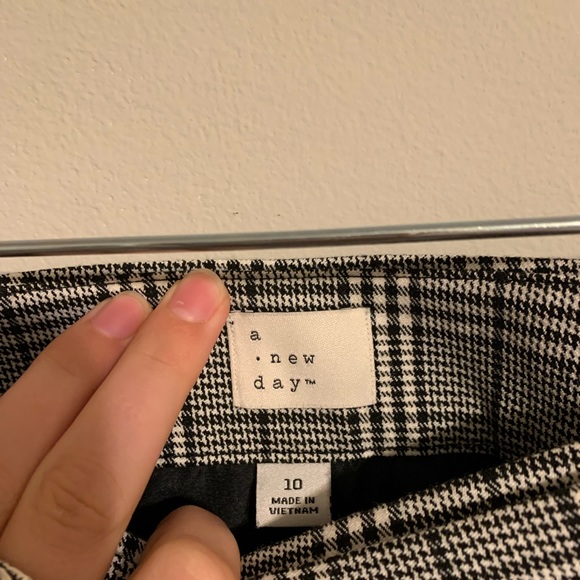 PLAID WRAP MINISKIRT - Picture 3 of 3